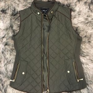 •Active USA• vest